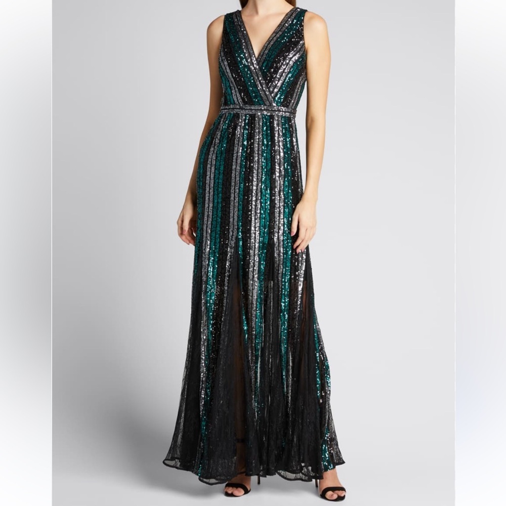 Elegant Black and Green Maxi Dress